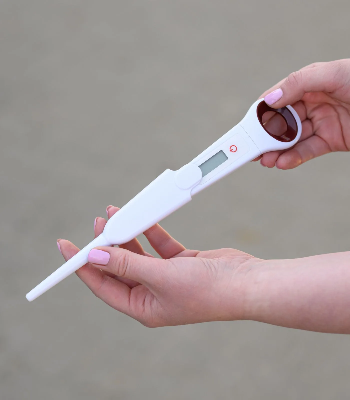 Digital thermometer